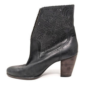 Ugg Shoes Womens 11 Boots Thames Black Leather Slip On Booties Boho Perforated